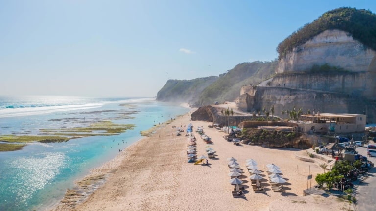 Melasti Beach in Uluwatu