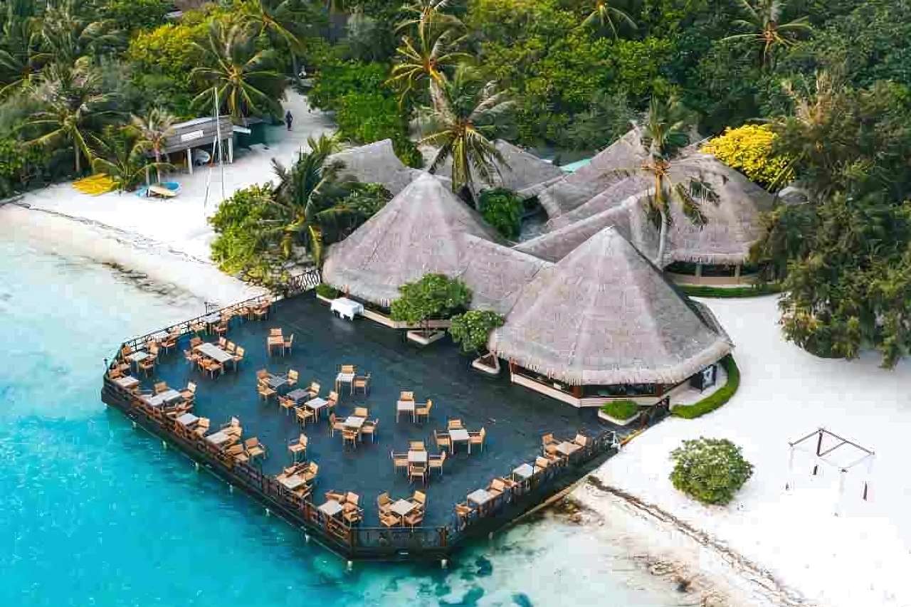 Adaaran Select Huduranfushi